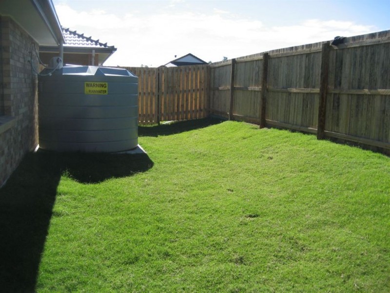 59 Valentine Circuit, Augustine Heights QLD 4300