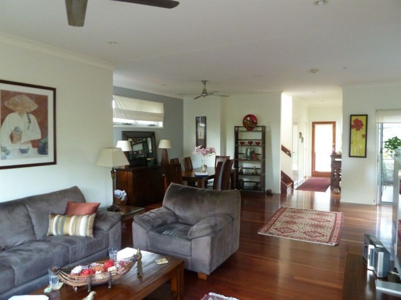 8/99 Brookwater Dr, Brookwater QLD 4300