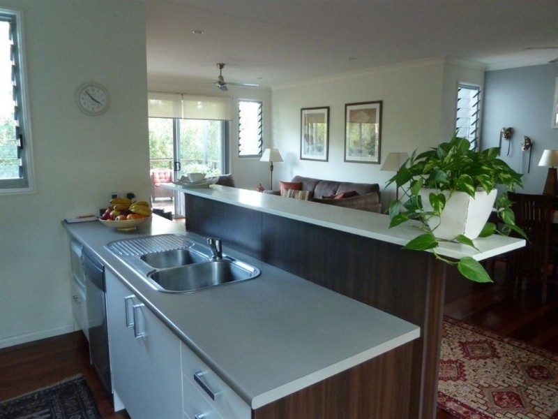 8/99 Brookwater Dr, Brookwater QLD 4300