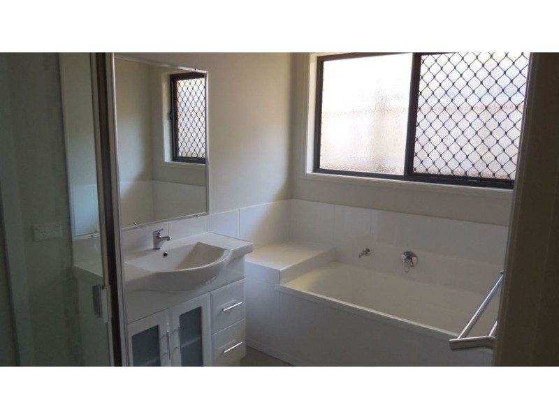 5 Karen Street, Redbank Plains QLD 4301