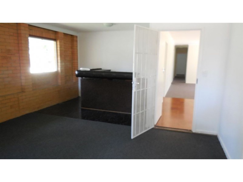 40 Freeman Rd, Durack QLD 4077