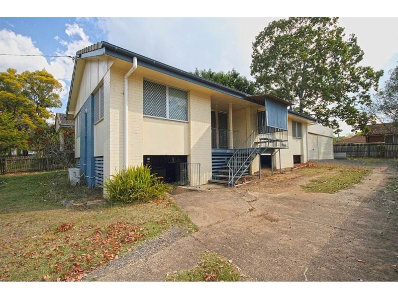 22 Maryanne St, Riverview QLD 4303