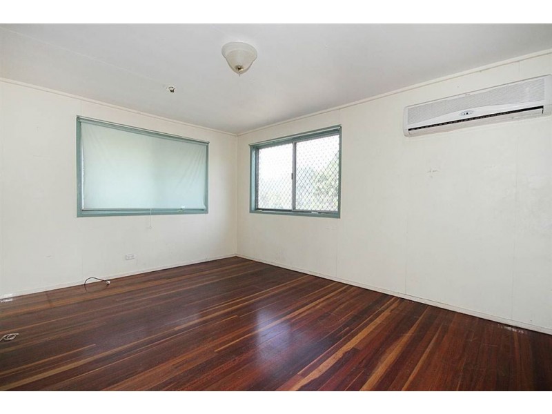 22 Maryanne St, Riverview QLD 4303