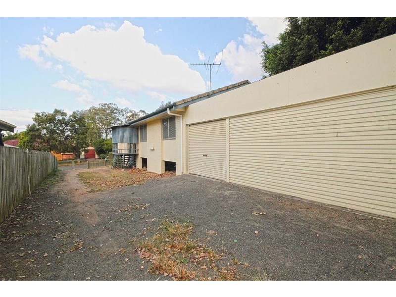 22 Maryanne St, Riverview QLD 4303