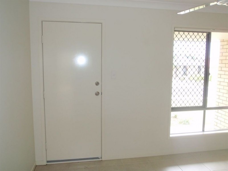 1 Nathan Close, Redbank Plains QLD 4301