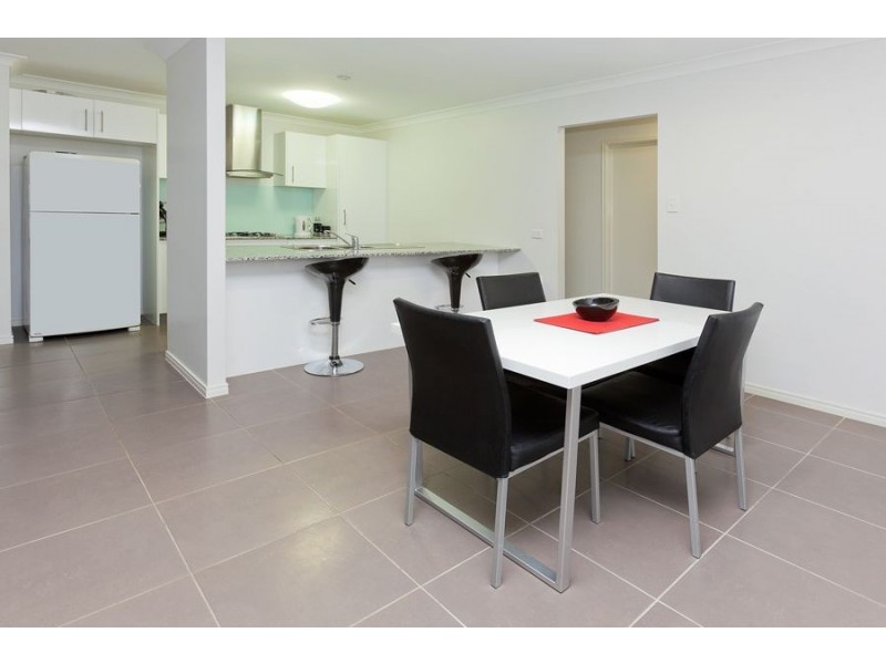 32 Columbia Drive, Bellbird Park QLD 4300