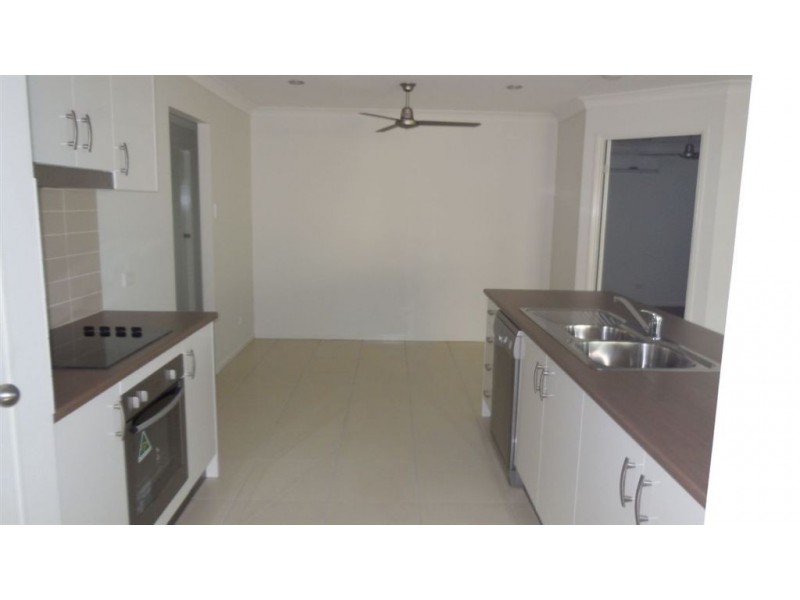 18 Renee Street, Redbank Plains QLD 4301