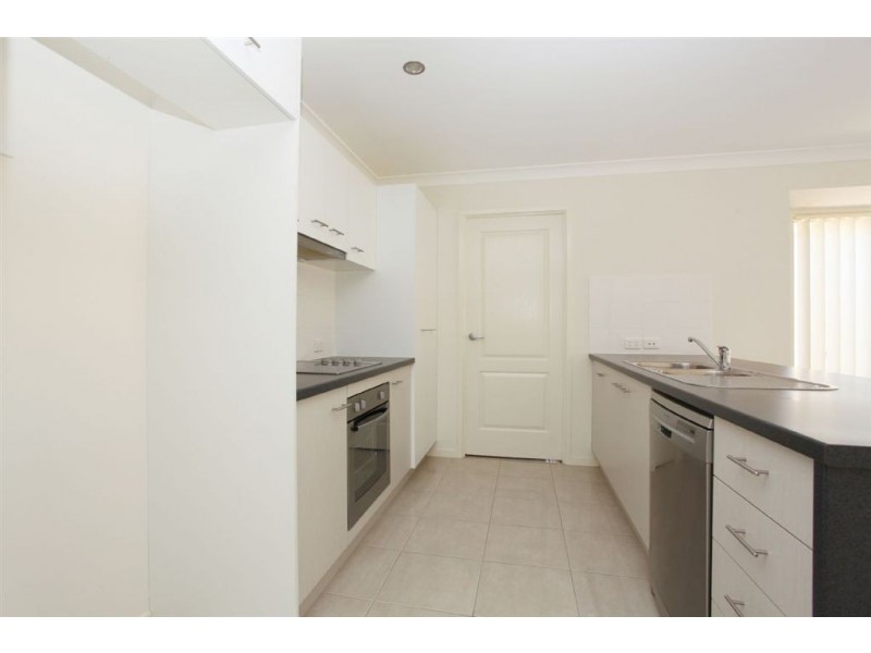 29 Valentine Circuit, Augustine Heights QLD 4300