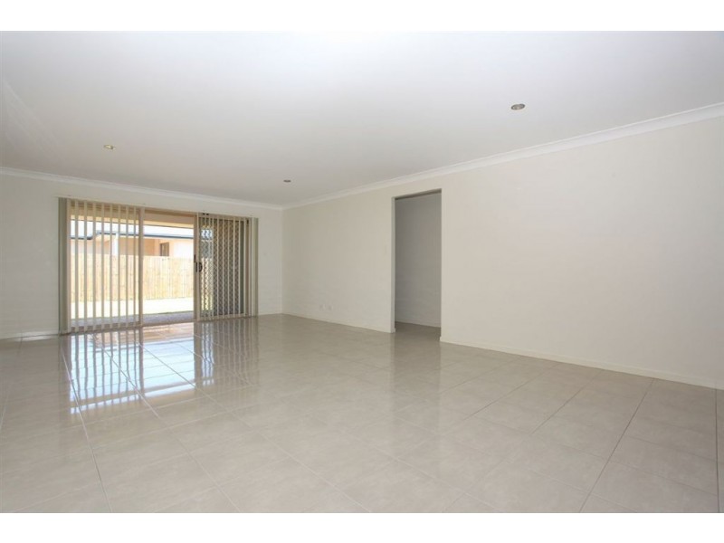 29 Valentine Circuit, Augustine Heights QLD 4300