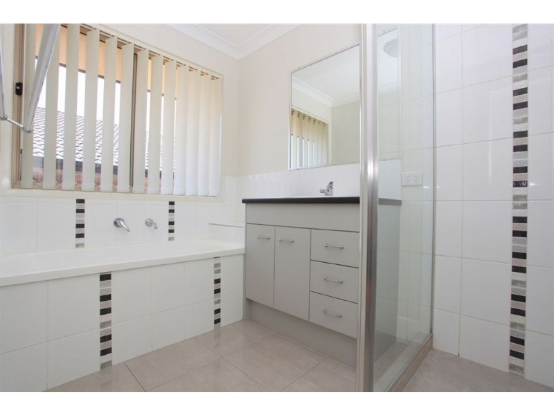 29 Valentine Circuit, Augustine Heights QLD 4300