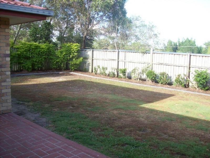 16 Hicklin Street, Springfield QLD 4300