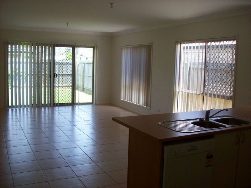 39 Jezabel Drive, Springfield Lakes QLD 4300