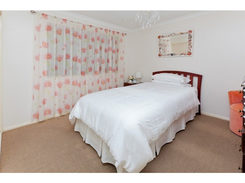 3 Genoa Place, Collingwood Park QLD 4301