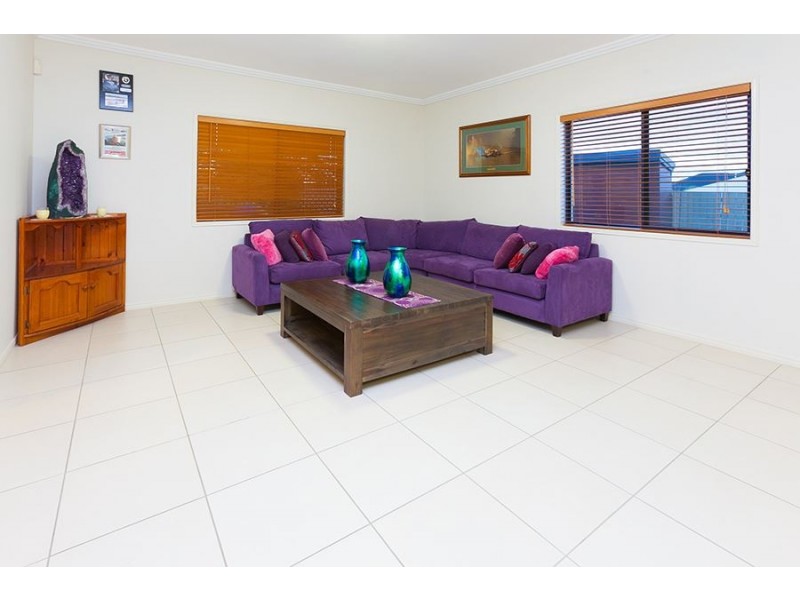 127 Santa Monica Drive, Augustine Heights QLD 4300