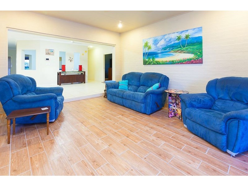 127 Santa Monica Drive, Augustine Heights QLD 4300