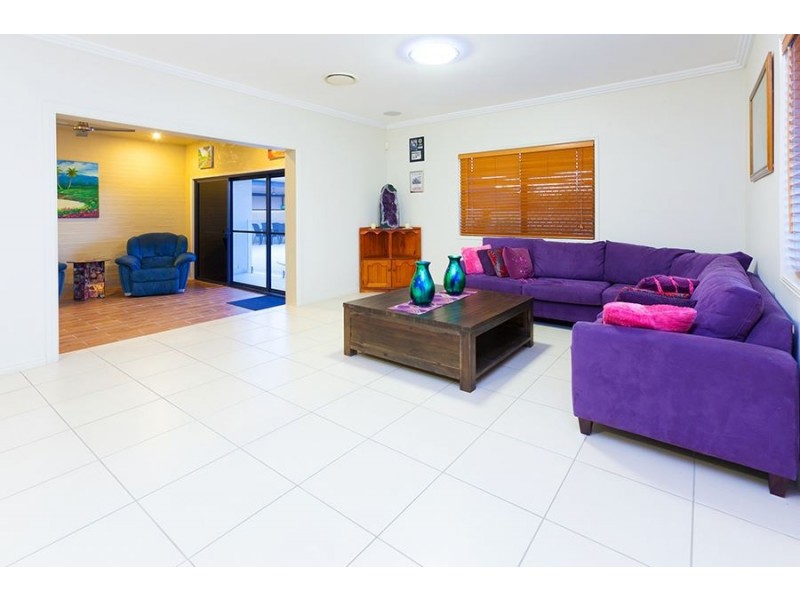 127 Santa Monica Drive, Augustine Heights QLD 4300