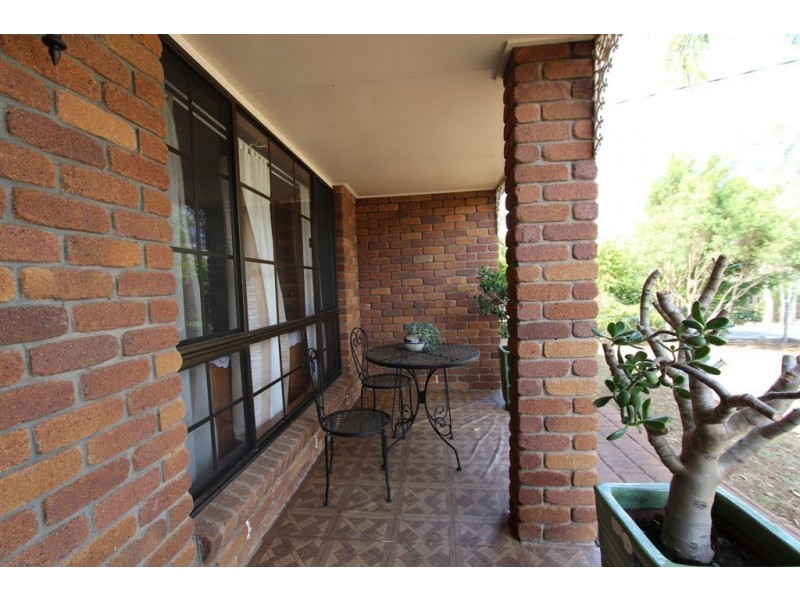 19 Melrose Drive, Flinders View QLD 4305