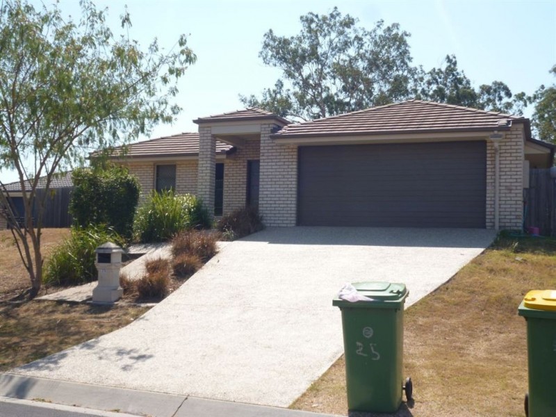 25 Benjamin Court, Yamanto QLD 4305