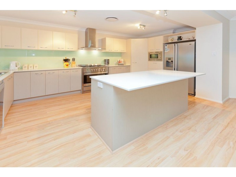 3 Spotted Gum Street, Heathwood QLD 4110