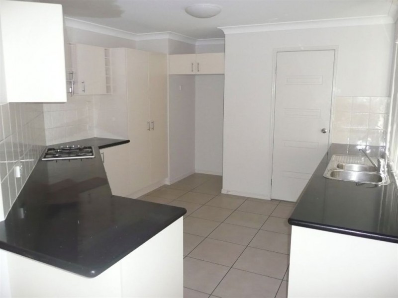 11 Isabella St, Collingwood Park QLD 4301