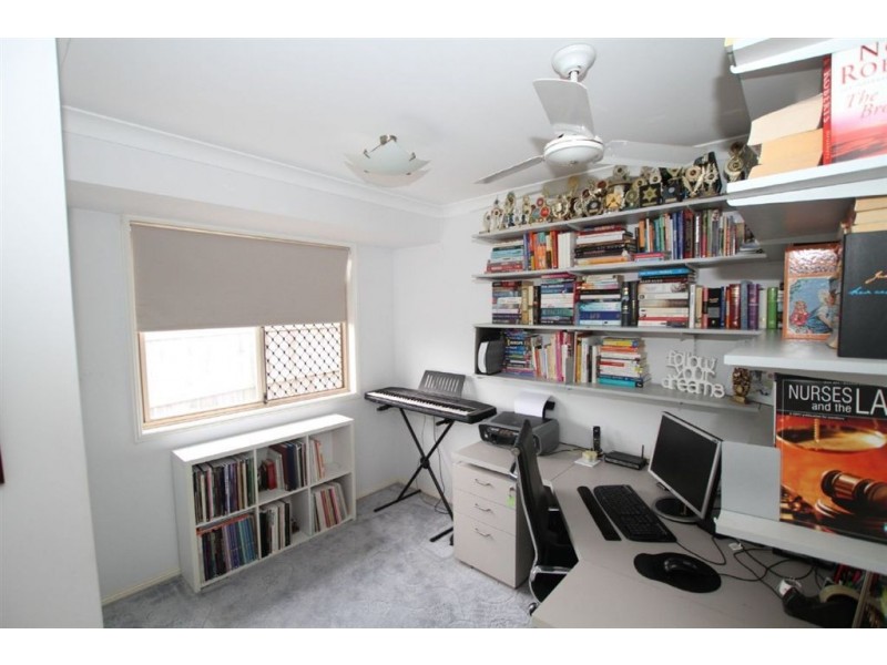 8 Glasgow Blvd, Brassall QLD 4305