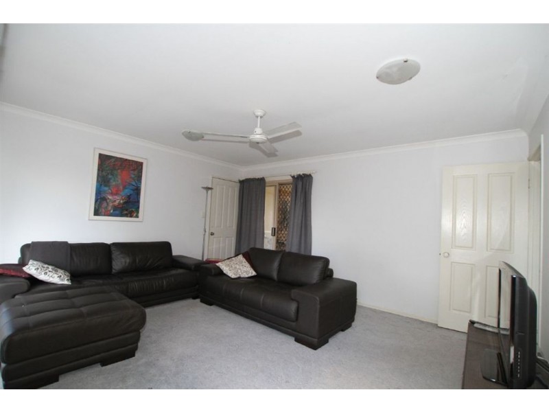 8 Glasgow Blvd, Brassall QLD 4305