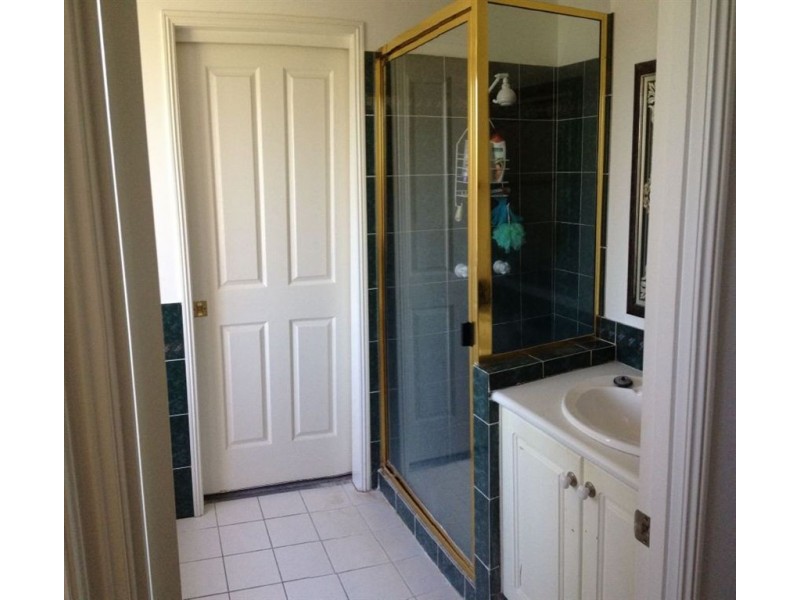 8 Glasgow Blvd, Brassall QLD 4305