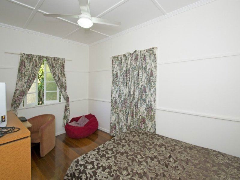 12 Brady Court, Mount Crosby QLD 4306