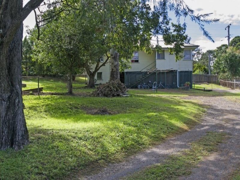 12 Brady Court, Mount Crosby QLD 4306