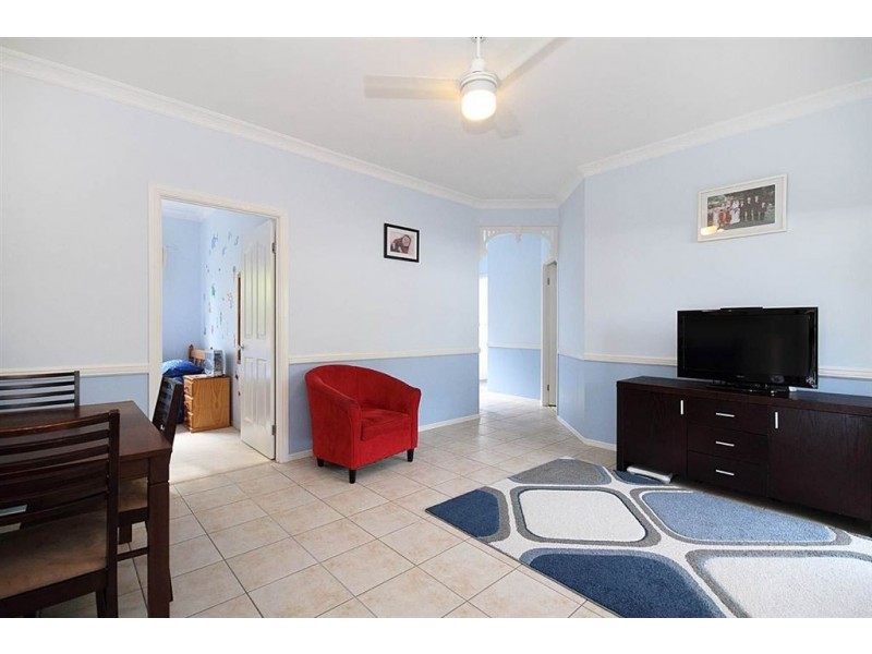 3 Moonbeam St, Springfield Lakes QLD 4300