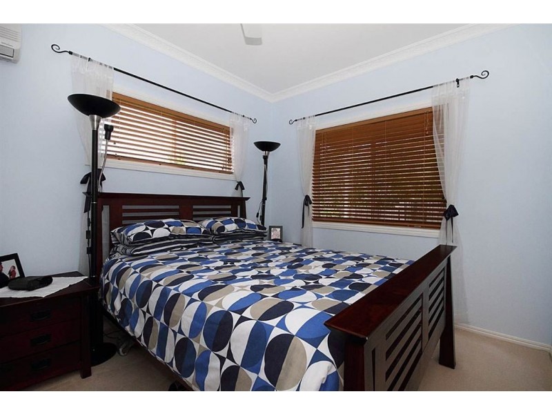 3 Moonbeam St, Springfield Lakes QLD 4300
