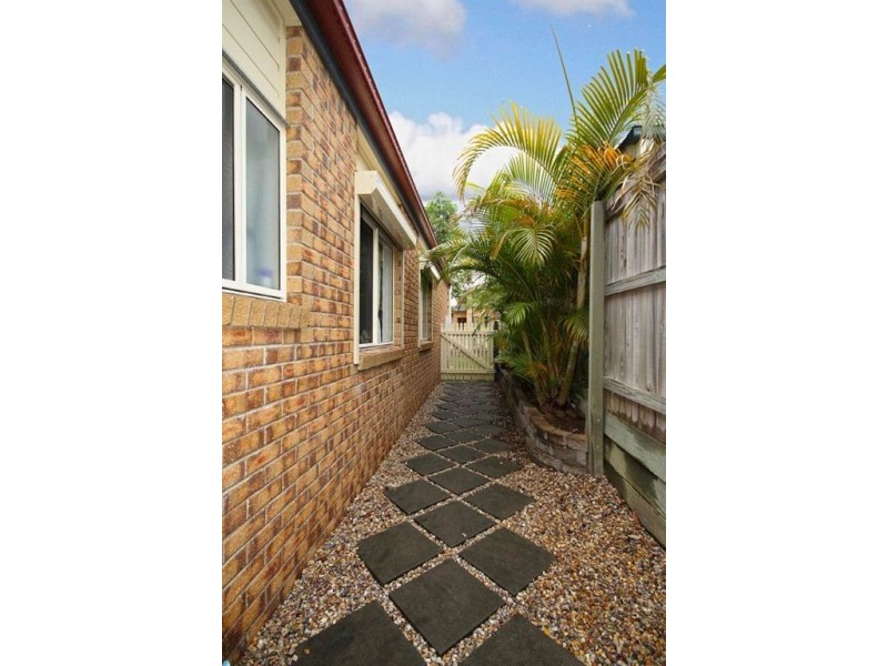 3 Moonbeam St, Springfield Lakes QLD 4300