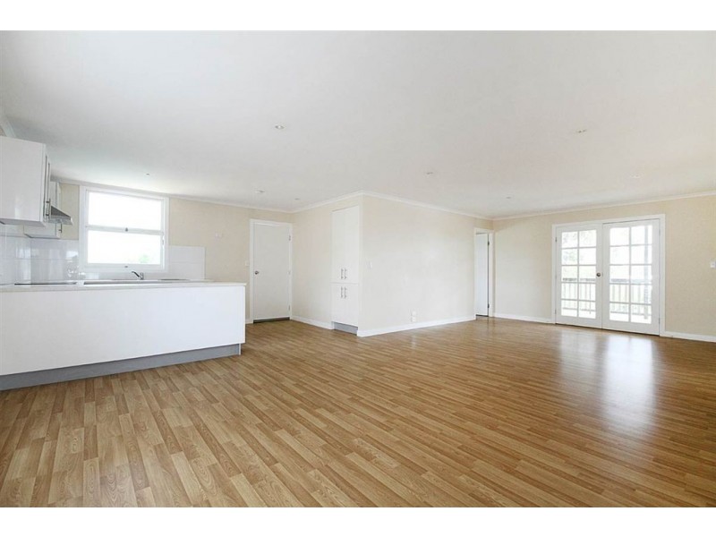 132 Annette Road, Lowood QLD 4311