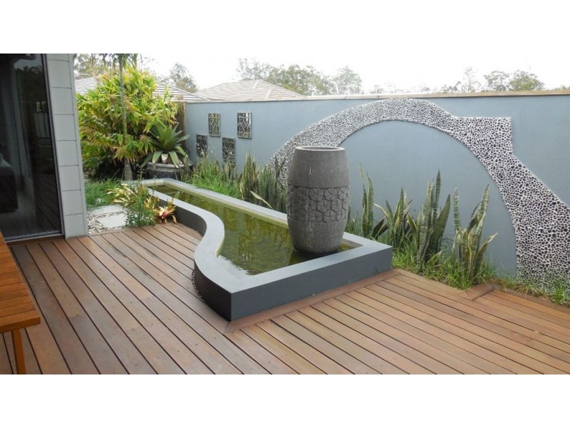 112 Valentine circuit, Augustine Heights QLD 4300