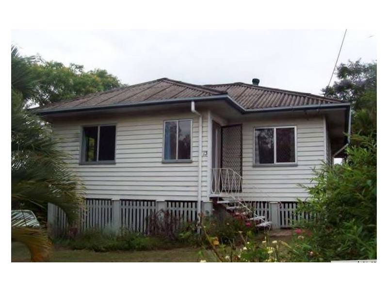 13 Roberts Street, North Ipswich QLD 4305