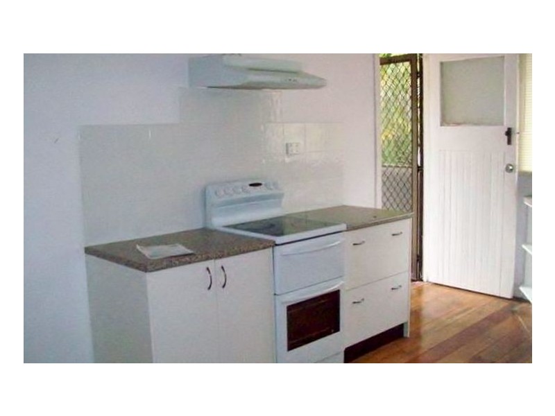 13 Roberts Street, North Ipswich QLD 4305