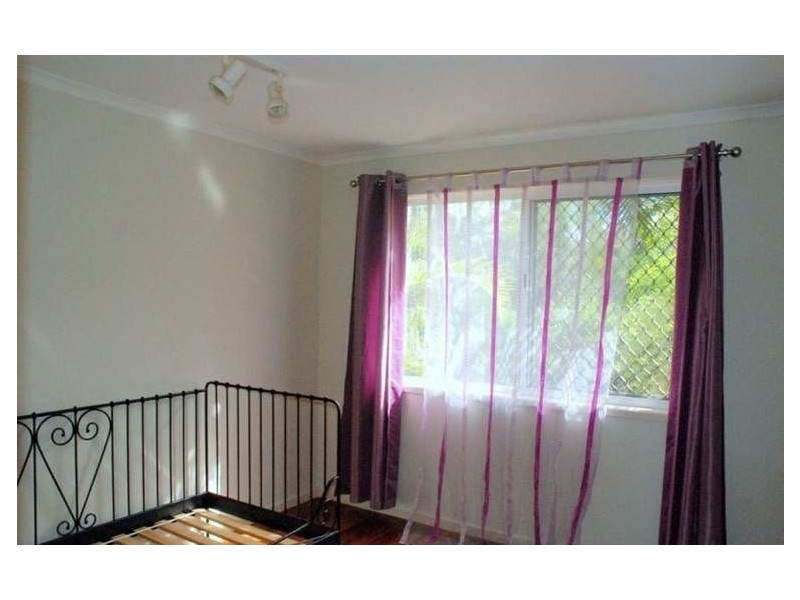 3/60 Cairns, Camira QLD 4300