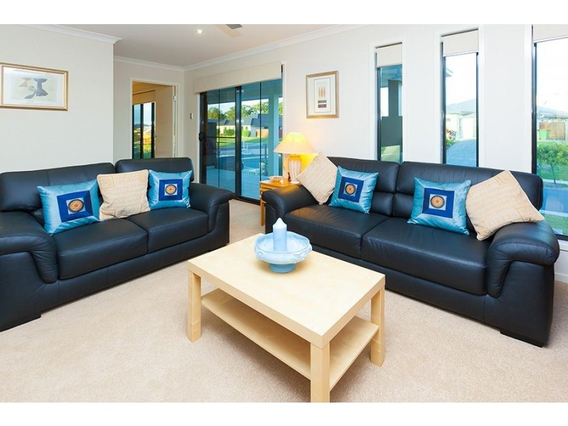 3 Patricius Place, Augustine Heights QLD 4300