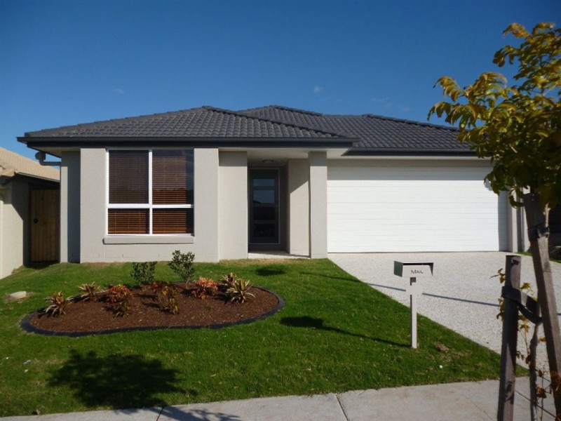 10 Anne Street, Augustine Heights QLD 4300