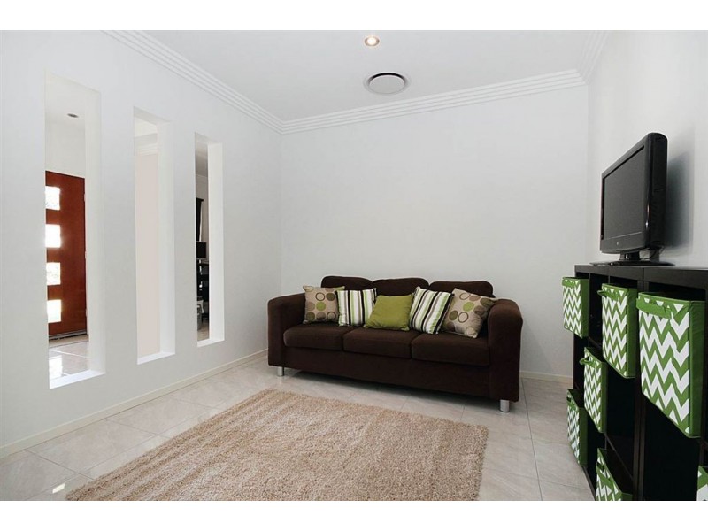 36 Bassili Drive, Collingwood Park QLD 4301