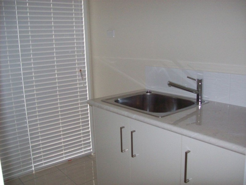 16 Aspect Terrace, Springfield Lakes QLD 4300