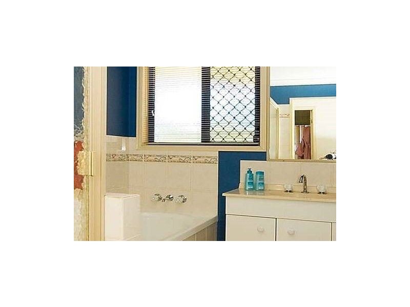 48 Fossicker Cct, Springfield QLD 4300