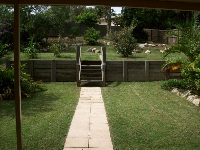 6 Wendy Street, Camira QLD 4300
