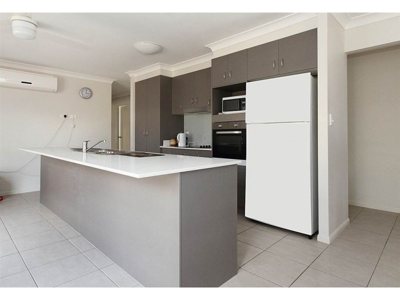 26 Bathersby Cresent, Augustine Heights QLD 4300