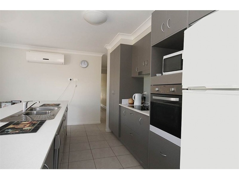 26 Bathersby Cresent, Augustine Heights QLD 4300