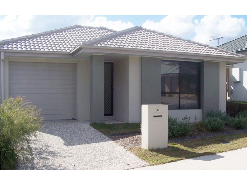 16 Grampian St, Springfield Lakes QLD 4300