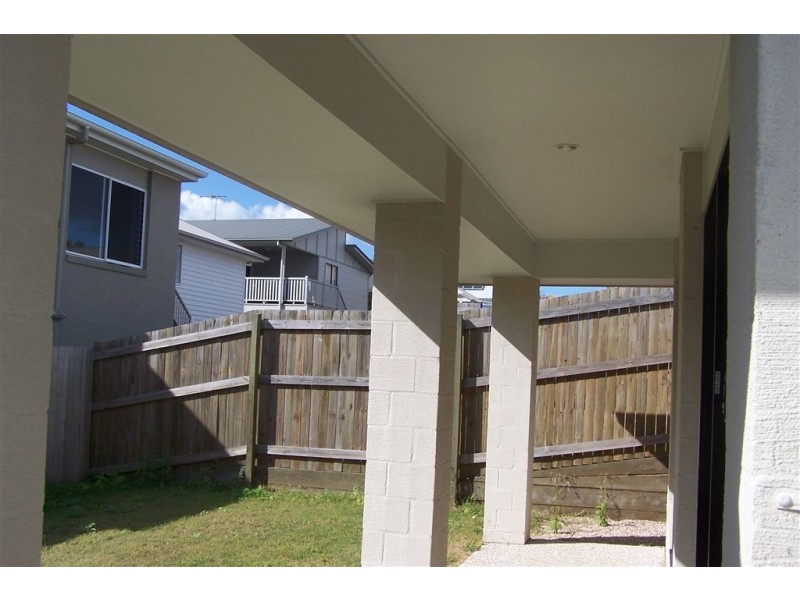 16 Grampian St, Springfield Lakes QLD 4300