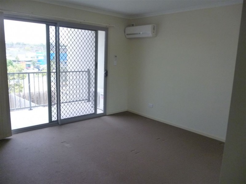 1/23-27 Commercial Dr, Springfield QLD 4300