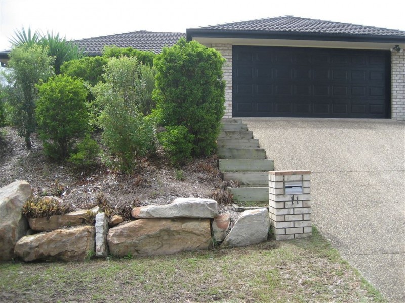 11 Vienne Crt, Springfield QLD 4300