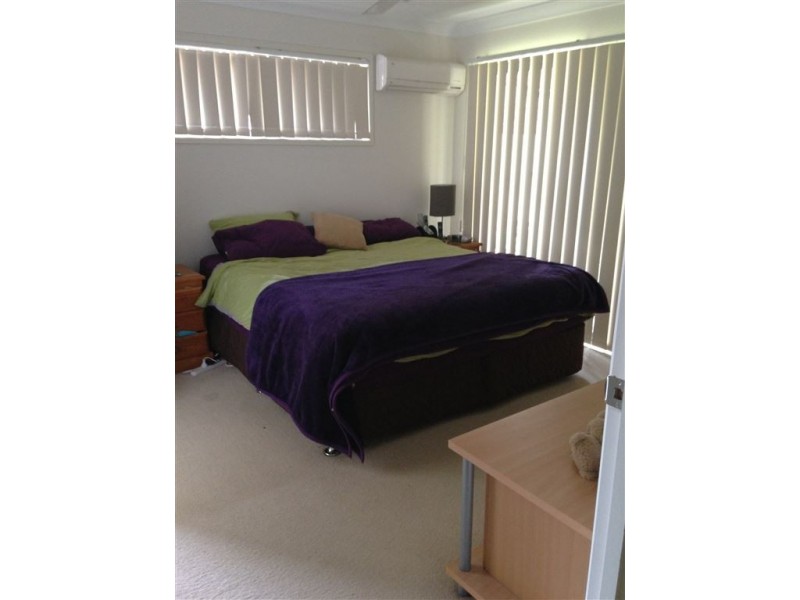 11 Vienne Crt, Springfield QLD 4300